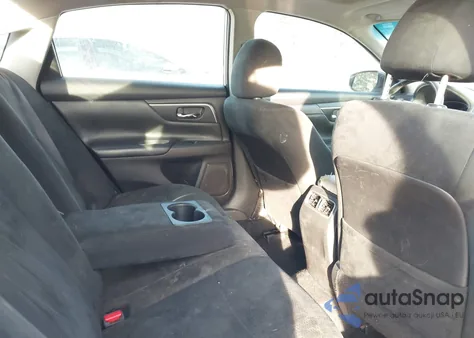 2015 Nissan Altima 2.5 Sv z USA, uszkodzony, nr VIN 1N4AL3AP8FC427657